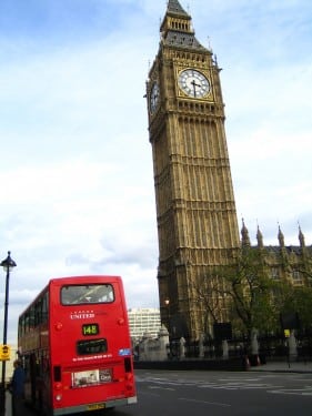 Al igual que la Torre de Pisa, el Big Ben se inclina con el paso del tiempo