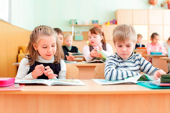 Beneficios e inconvenientes del uso de los libros de texto el primaria