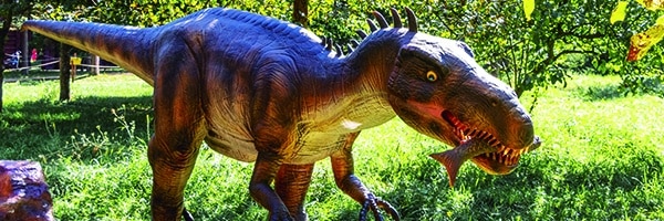 Clasificación de dinosaurios por alimentación, naturaleza y tamaño Clasificación de dinosaurios por alimentación, naturaleza y tamaño